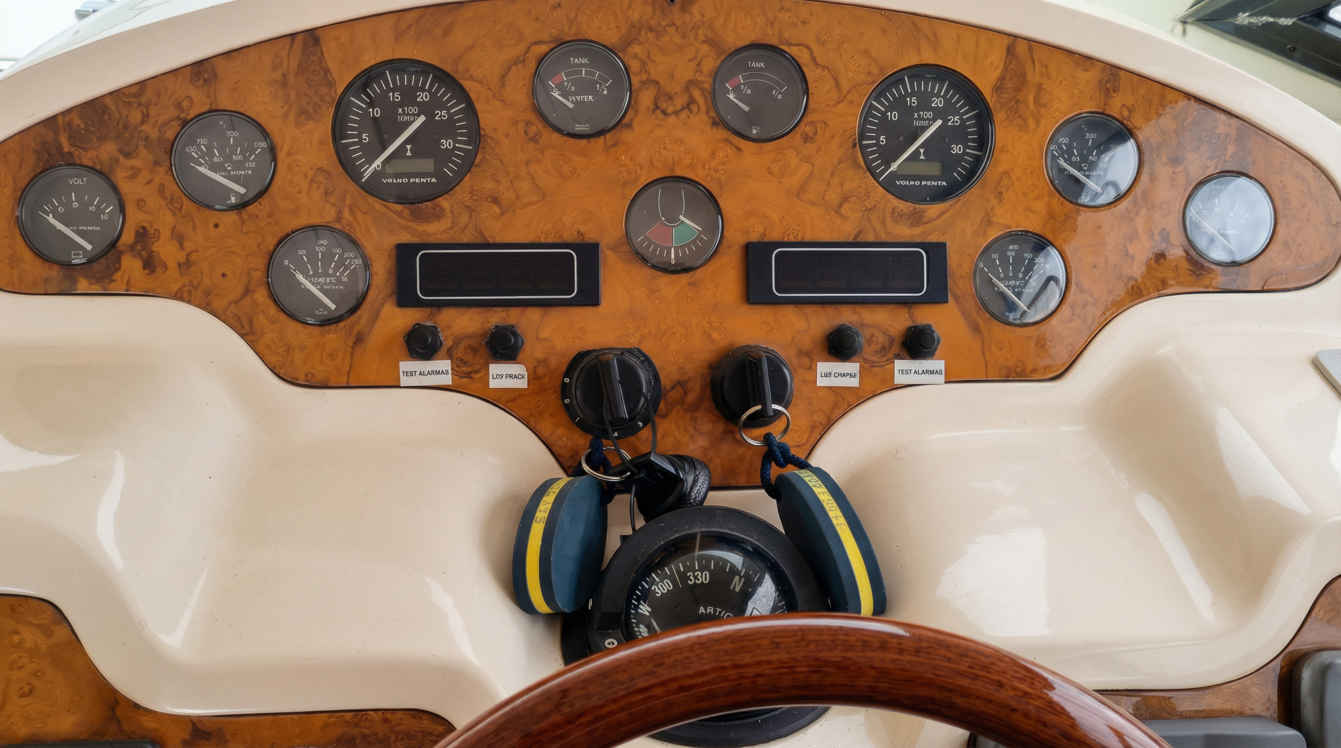 Astondoa 39 — photo 11 of 20