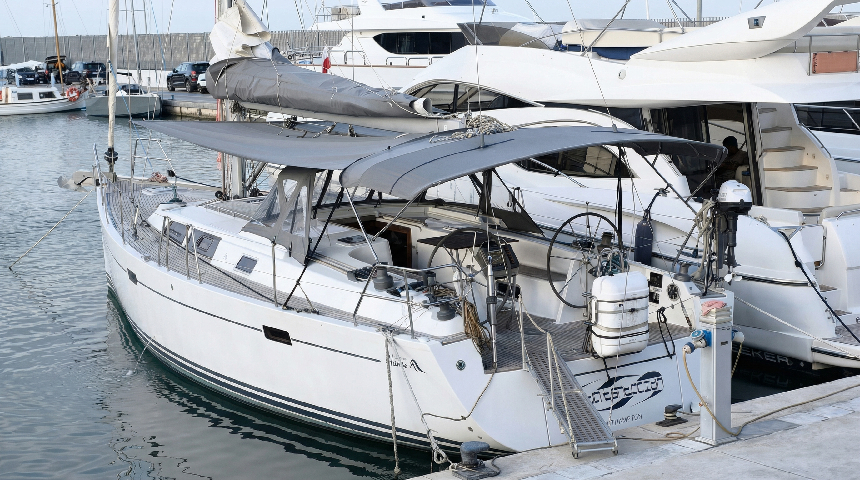 Hanse 470 — photo 2 of 24