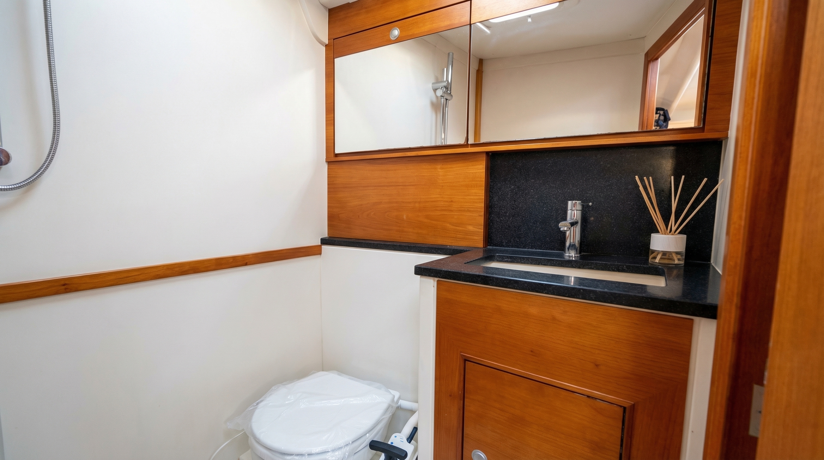 Hanse 470 — photo 17 of 24