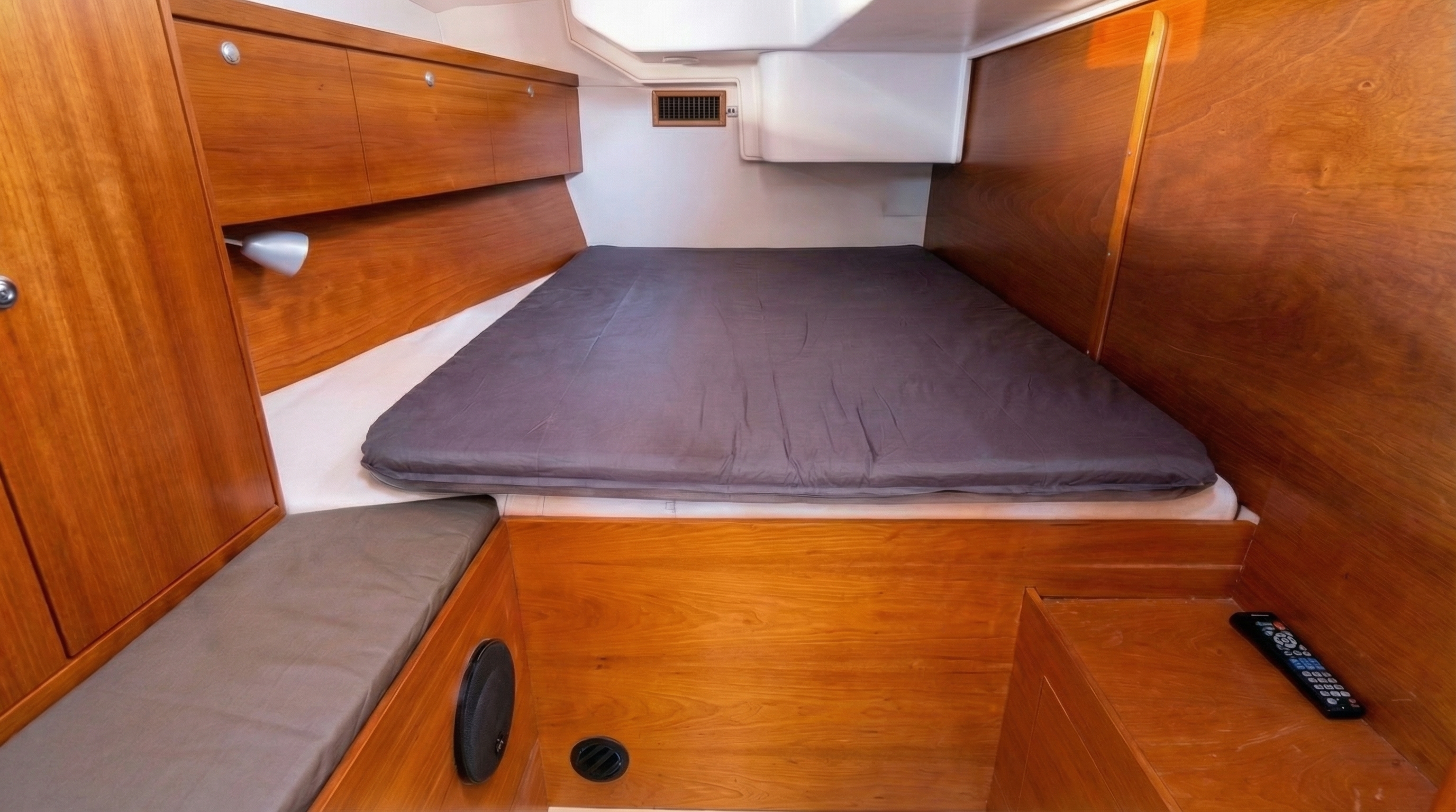 Hanse 470 — photo 22 of 24