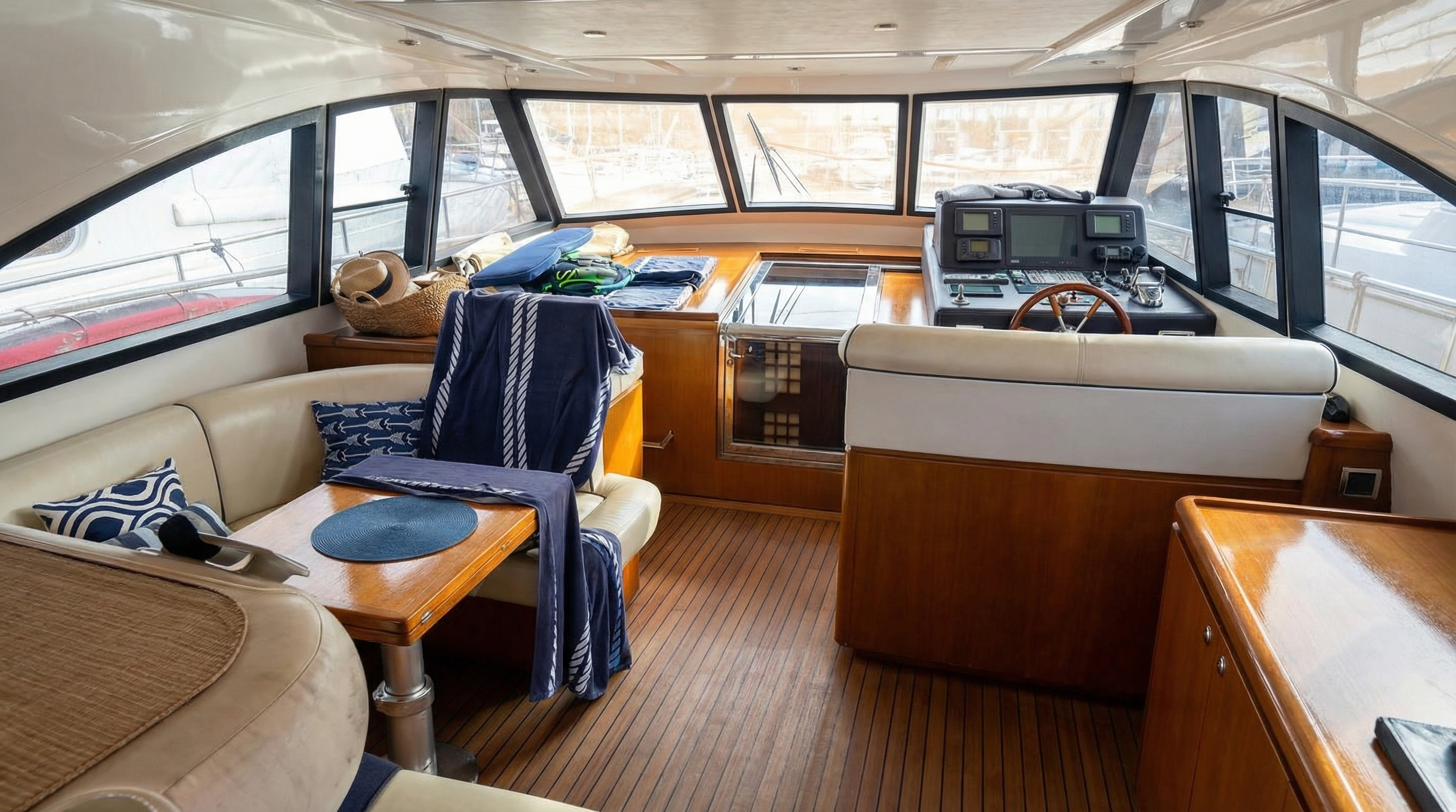 Navalia 60 — photo 11 of 14