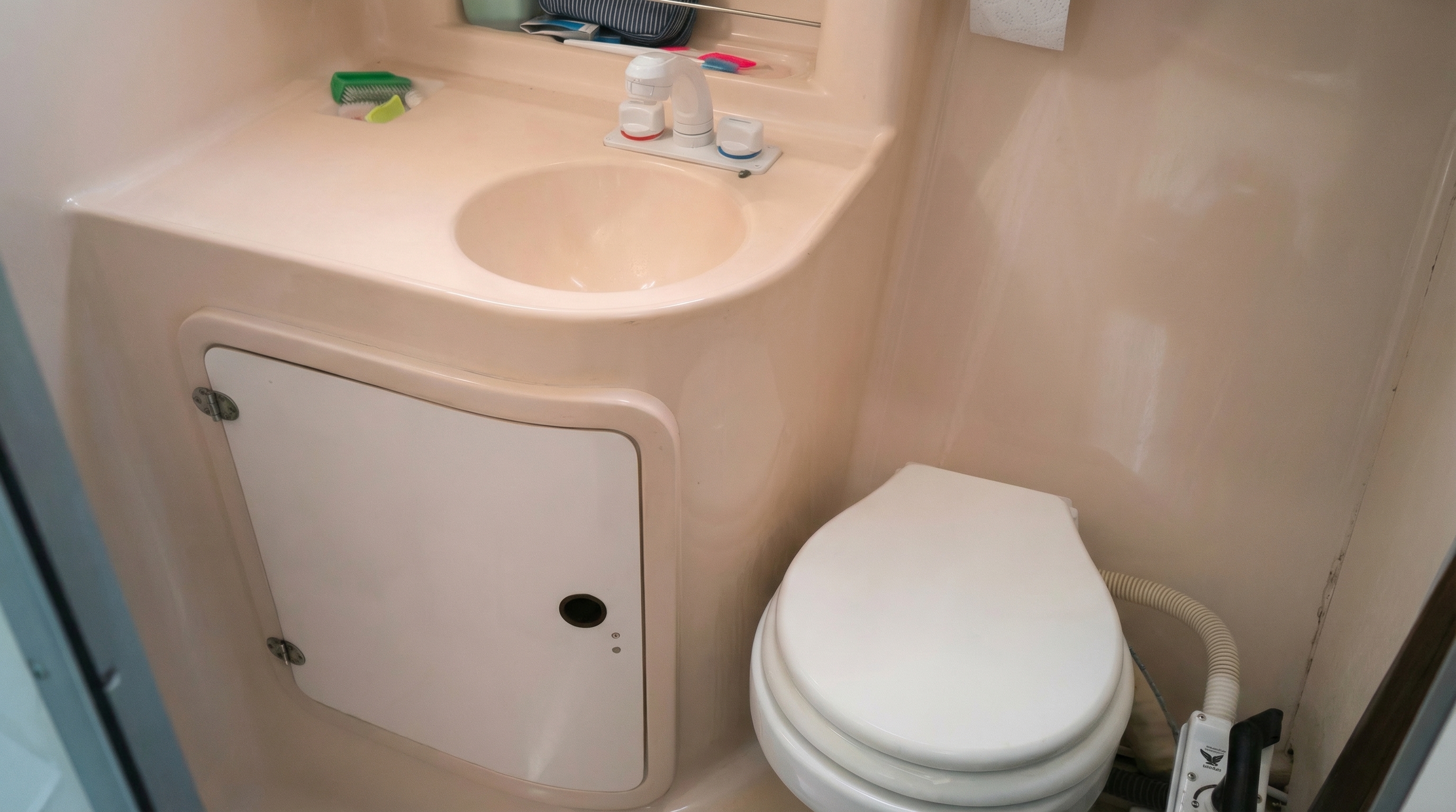 Rodman 900 FLY — photo 10 of 16